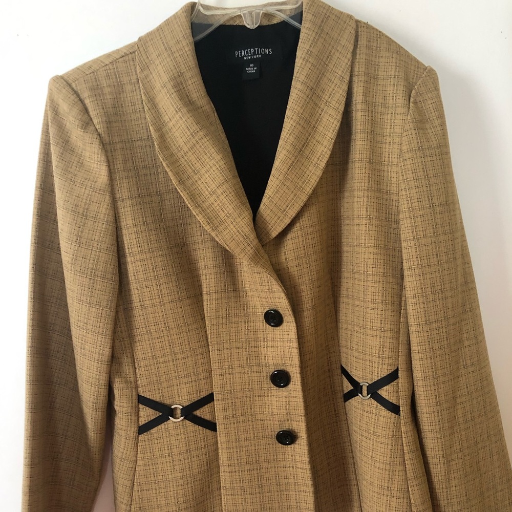 Suit coat